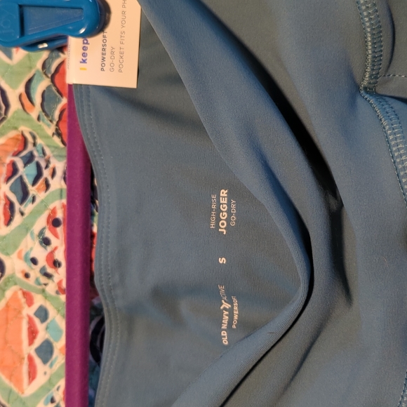 Old Navy High-Waisted PowerSoft 7/8-Length Joggers Tennessee Blue S NWT - Picture 6 of 6